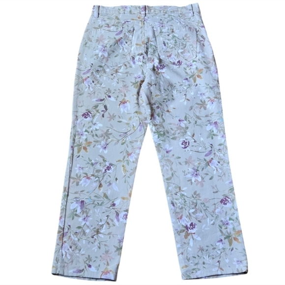 📌180 GLORIA VANDERBILT TAN FLORAL JEANS WOMEN'S SIZE 10 - Picture 5 of 11